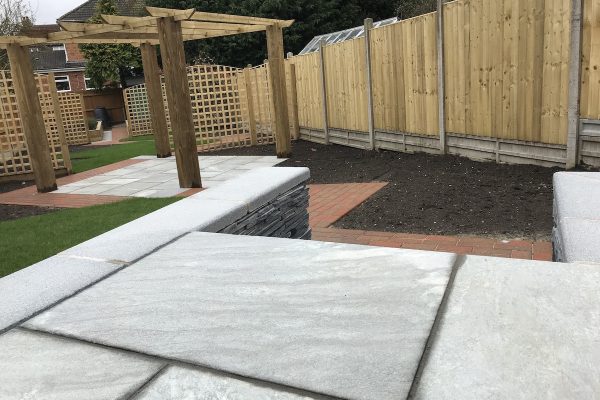 Garden border image for practical garden planning support